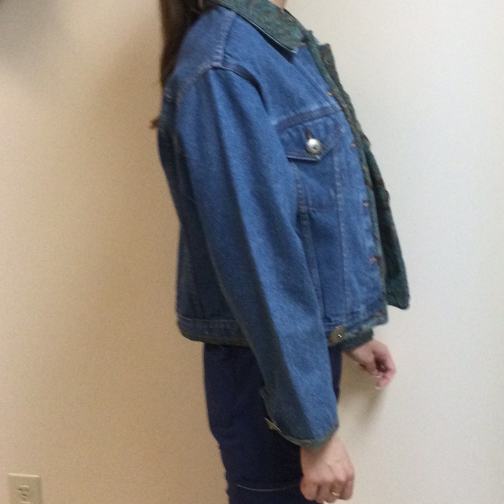 Tasha Polizzi large rodeo jean jacket for women - Picture 6 of 7